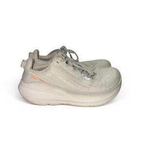 Altra FWD Via Women’s Running Shoes 7.5 light gray white and peach